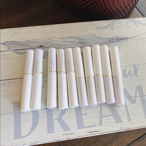 10 mascara base.  Lancôme.